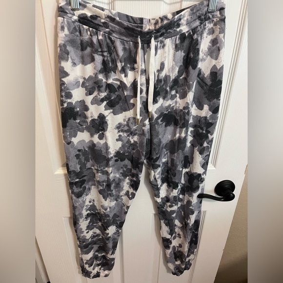 Abstract watercolor lounge pants - Picture 1 of 4